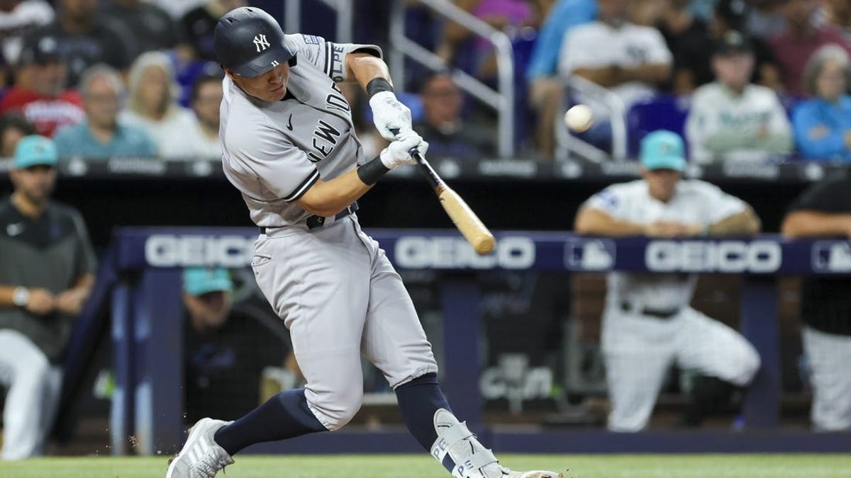 New York Yankees shortstop Anthony Volpe (11) in the fourth inning