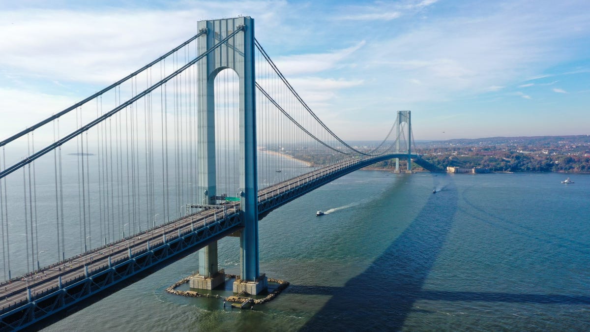A cargo ship got dangerously close to hitting a New York City bridge