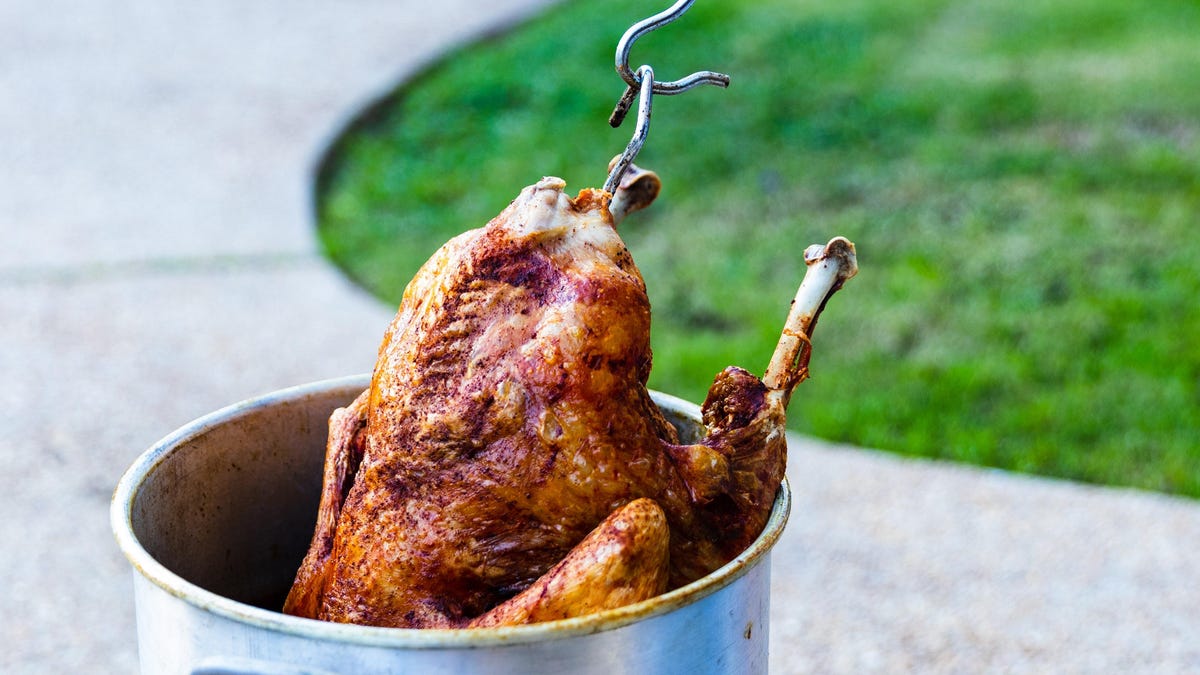 Five Safety Tips for Deep Frying Turkey, Thanksgiving