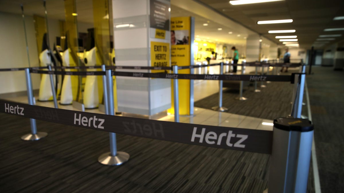 After Hertz Workers Abandon Their Location, Customers Show Up And Take Whatever Rental Cars They Want