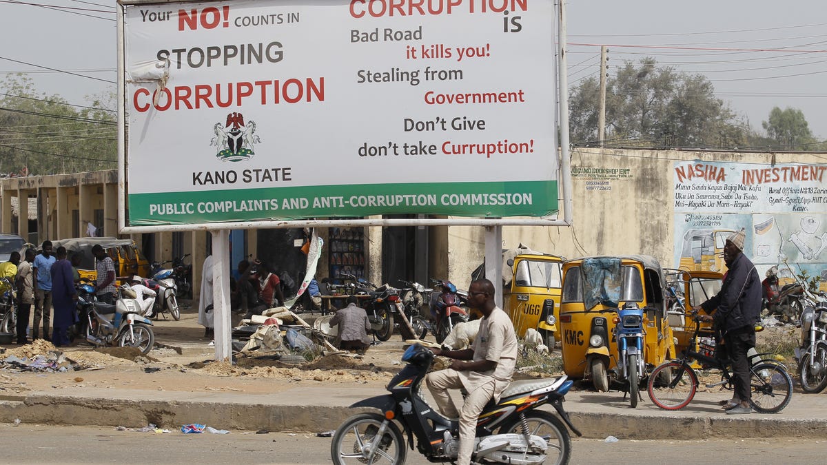 Nigeria's Anti-corruption Agency EFCC Found $43 Million Cash In An ...