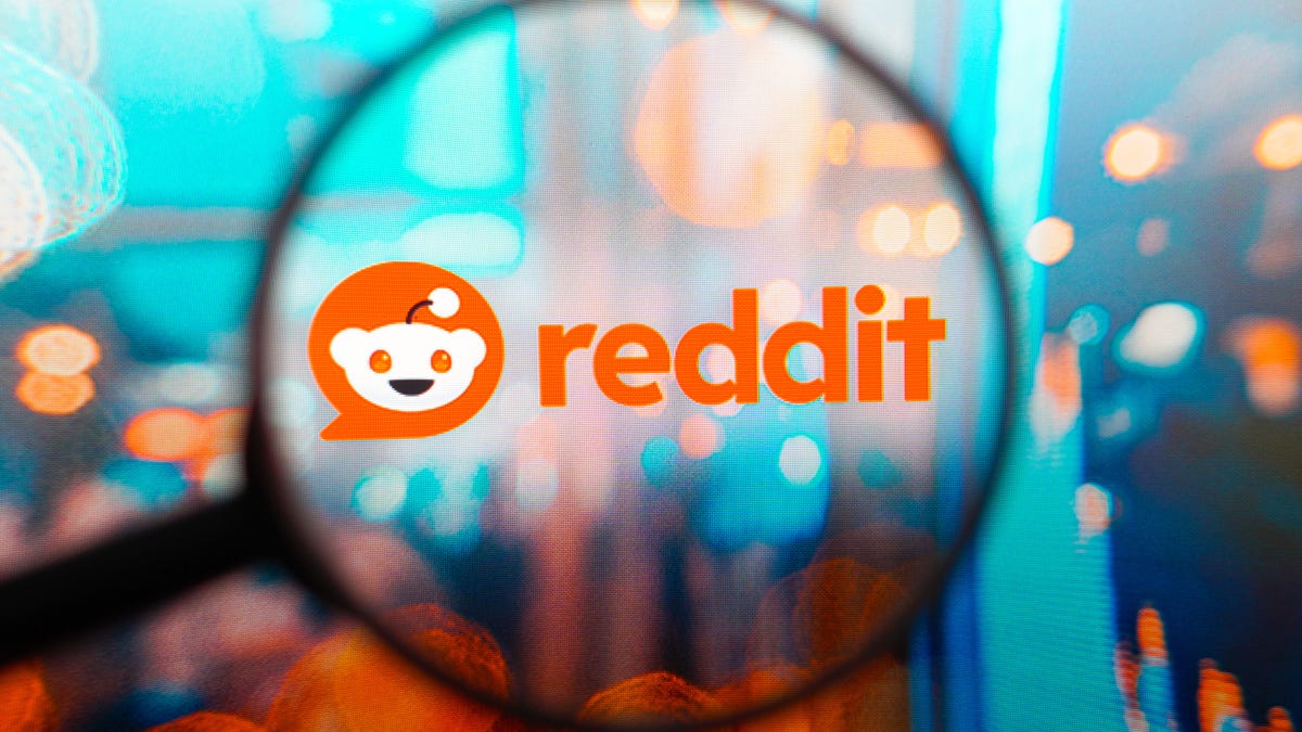 Reddit stock hits a new low even as analysts say buy it