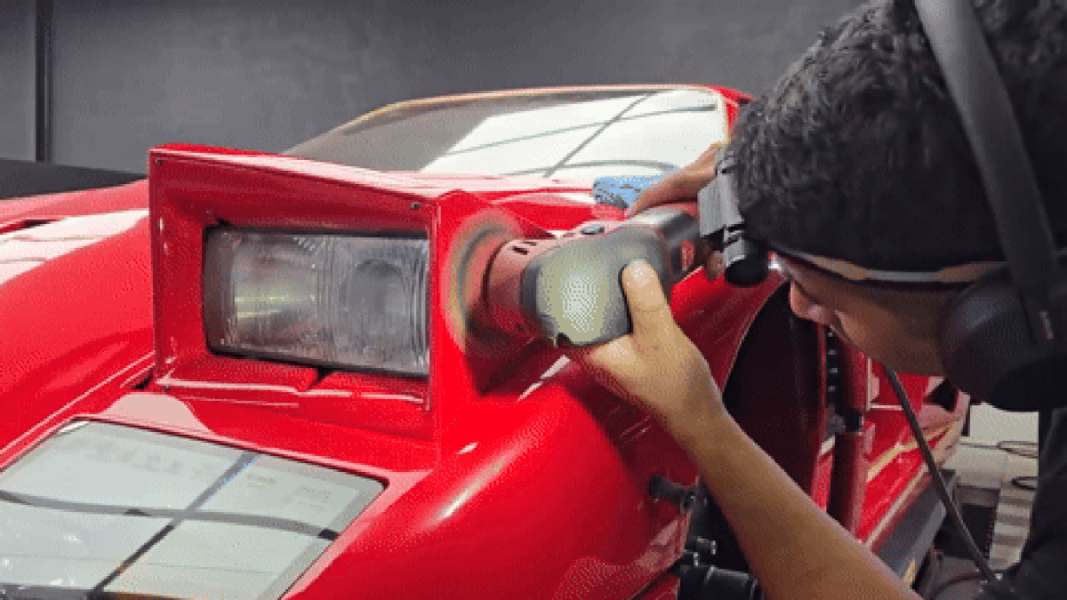 Dry Ice And Lasers Used To Meticulously Detail Nigel Mansell’s Old Ferrari F40