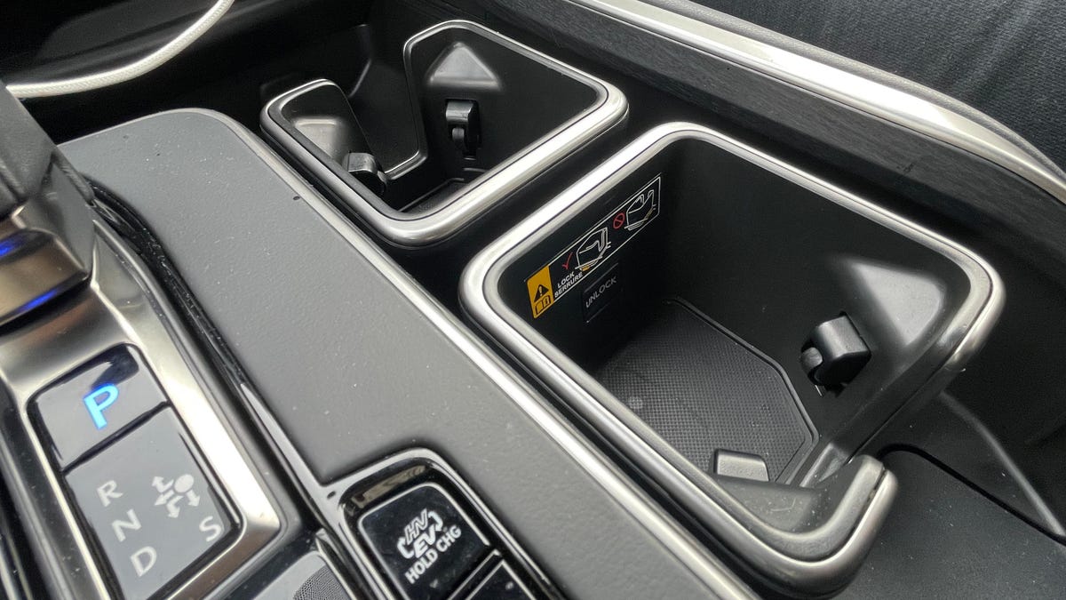 Lexus Designed The TX’s Weird, Square Cupholders So They Would Fit Stanley Cups