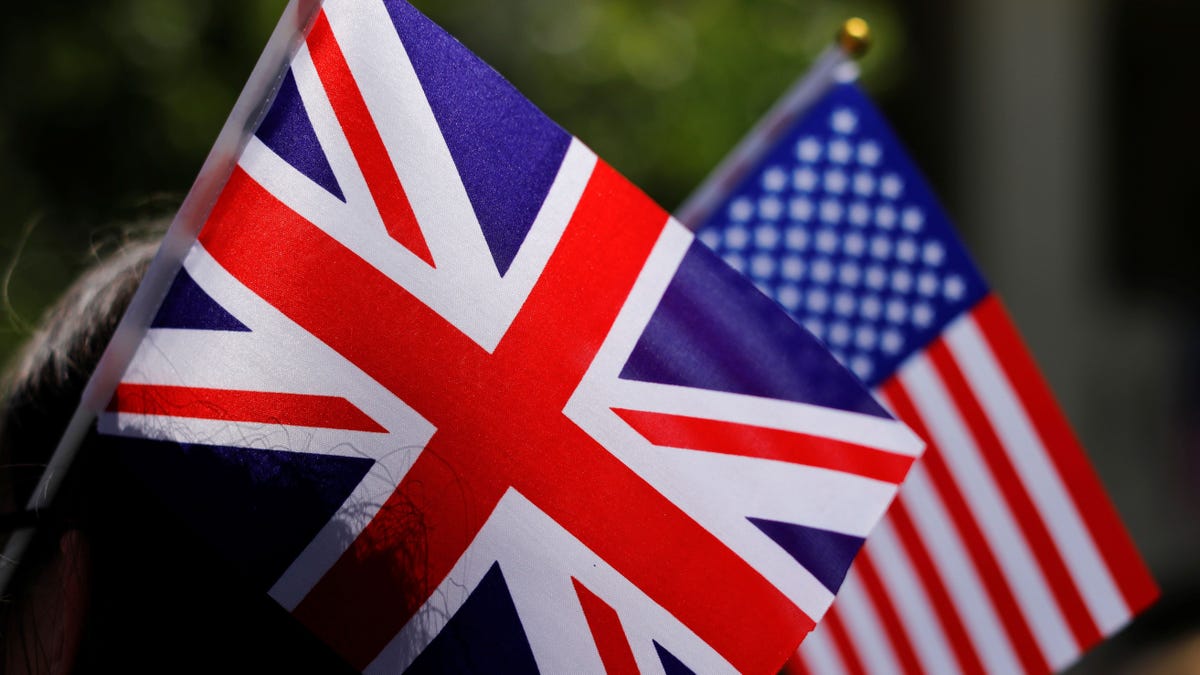 How Do Americans And Brits Use Words Differently?