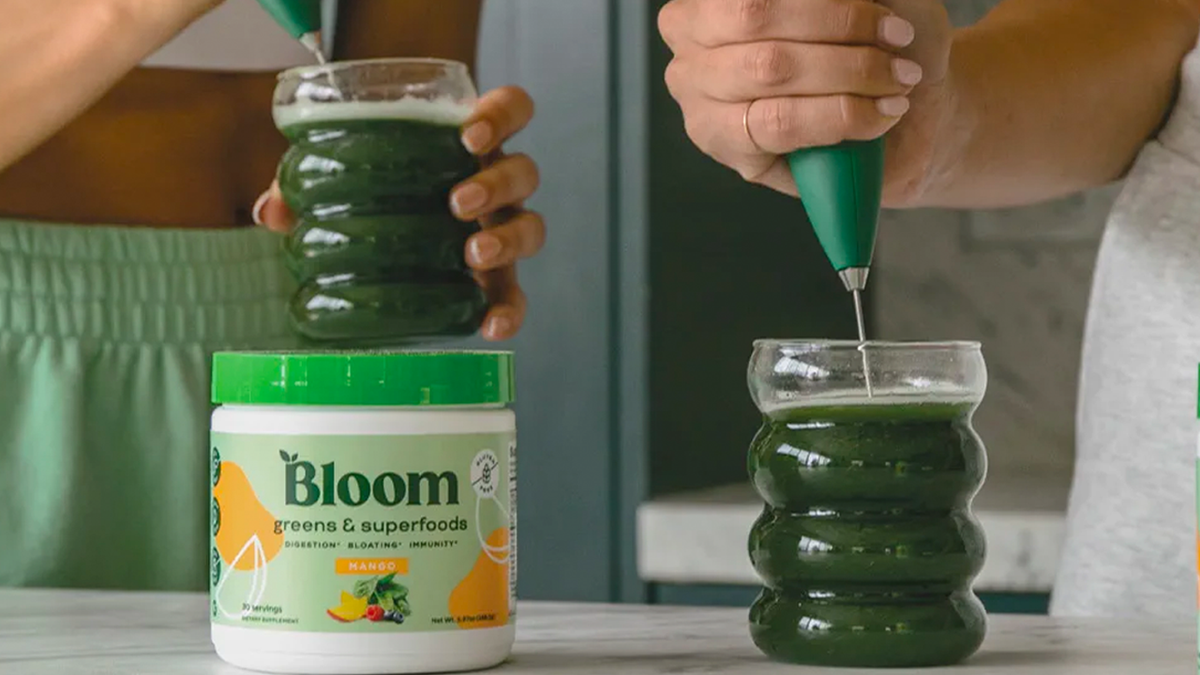 TiKTok's latest smoothie trend: What to know about Bloom Nutrition and  other superfood powders, WJHL