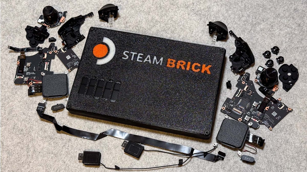 Someone Ripped Apart A Steam Deck And Turned It Into A Super Small Console