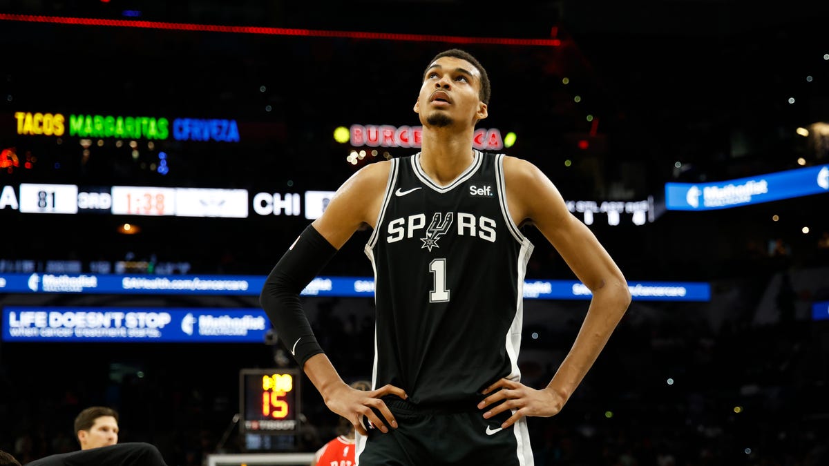 Pistons, Spurs serve as impetus/impotence for 2nd NBA tourney