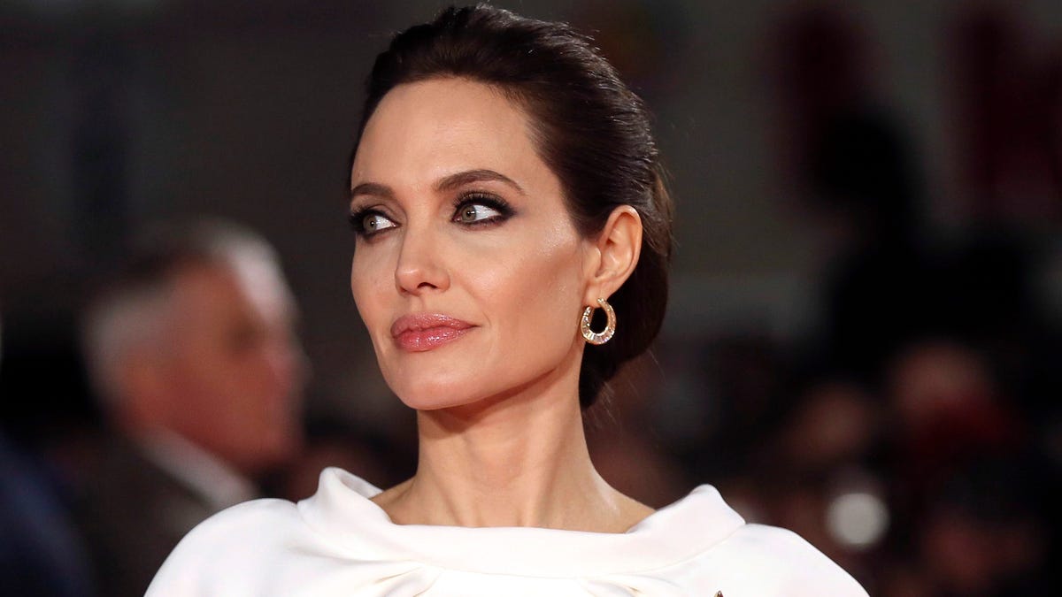 Angelina Jolie’s surgery means Hollywood will finally have to talk ...