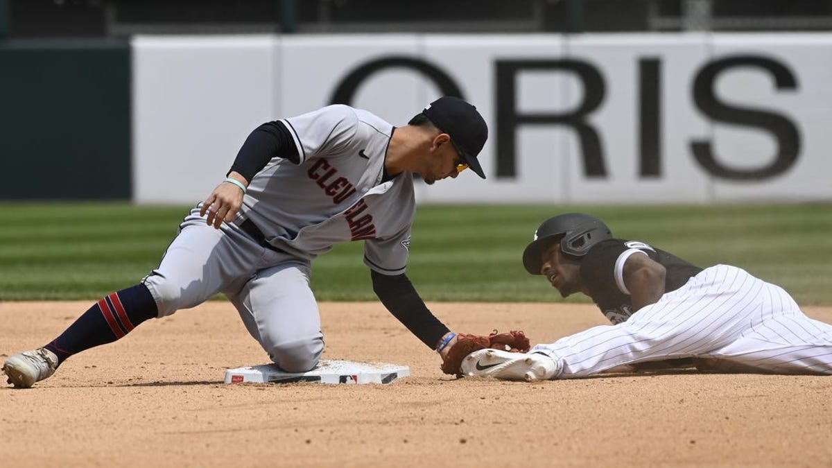 Chicago White Sox 5, Guardians 3: Comeback in Cleveland - South