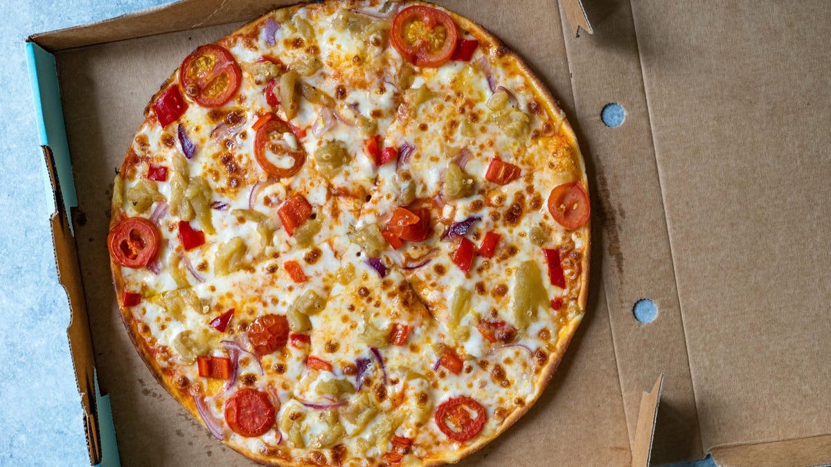 Order Pizza: Delivery Or Takeaway