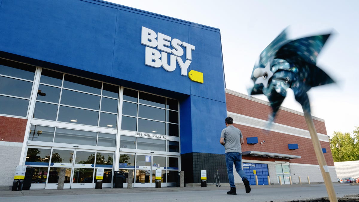 Walmart, SDS Said to Be in Talks Over Managing DVD, Blu-ray Disc