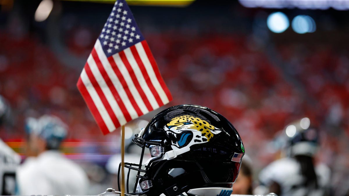 Jaguars embezzler went full Florida Man with his  million