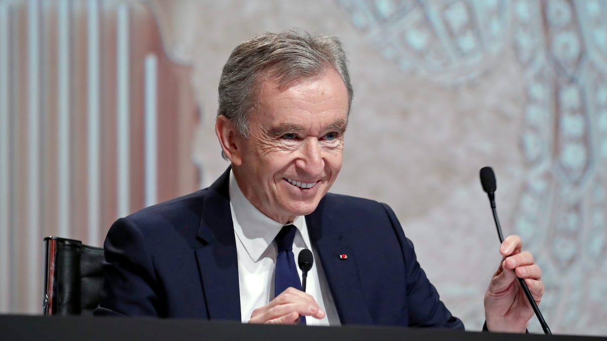 LVMH's Bernard Arnault Poised to Become the World's Wealthiest Person –  Robb Report