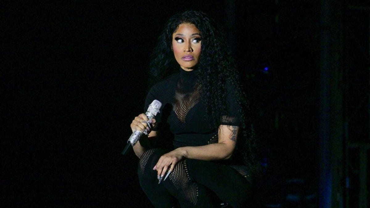 Nicki Minaj Cancels Live Show In Romania Due To Safety Concerns