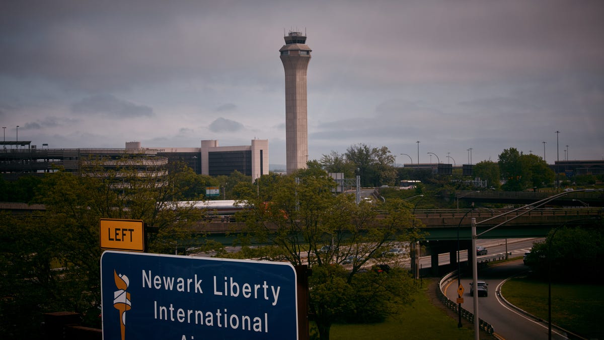 More U.S. airports could face chaos like Newark's meltdown, transportation chief warns