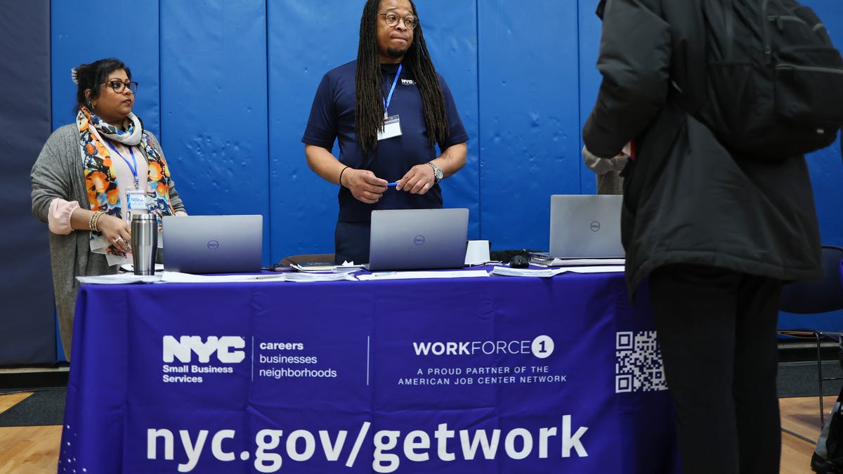 The 4 best entry-level jobs right now — and the 4 worst