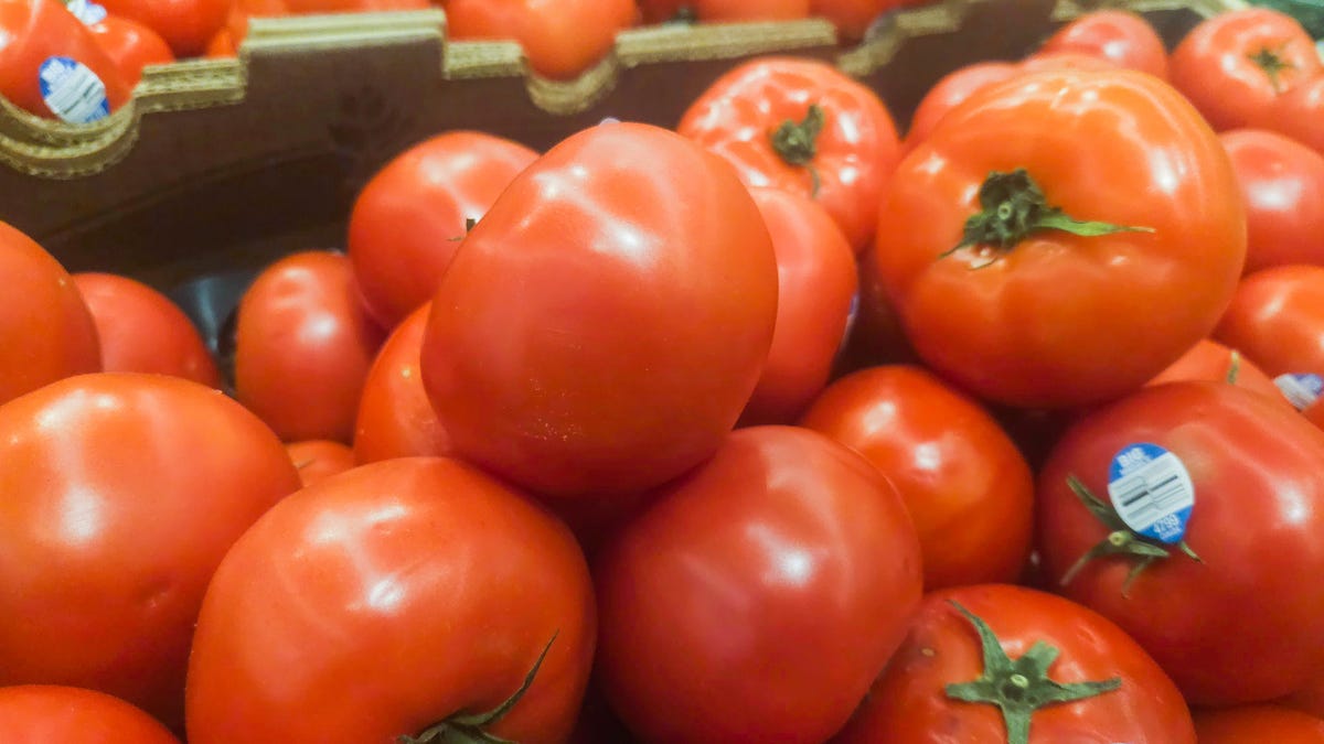 Tomato, water, and beef: Here's what's been recalled this week