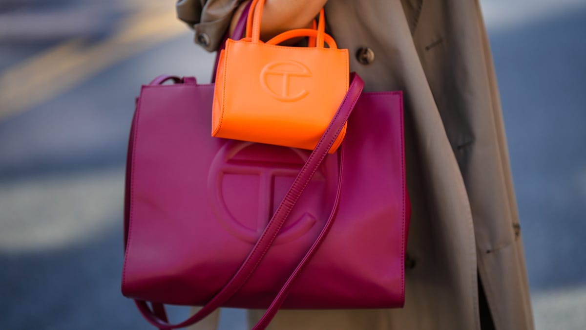 Telfar Bag Small Pink  Black bag outfit, Street style bags, Bags