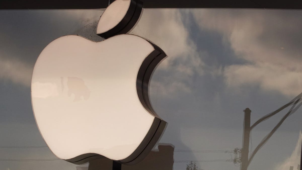 Apple tops Wall Street earnings expectations but its closely watched services business misses