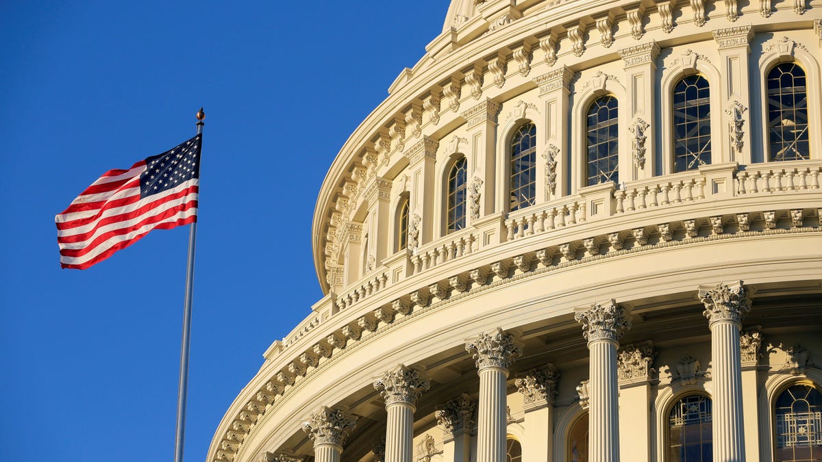 A former Congressional staffer's Twitter tips on how to get Congress to ...