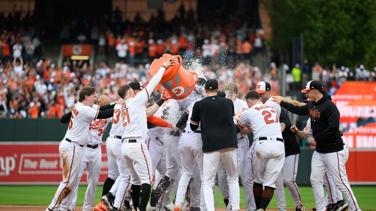 Video of Daniel Vogelbach celebrating playoff berth goes viral