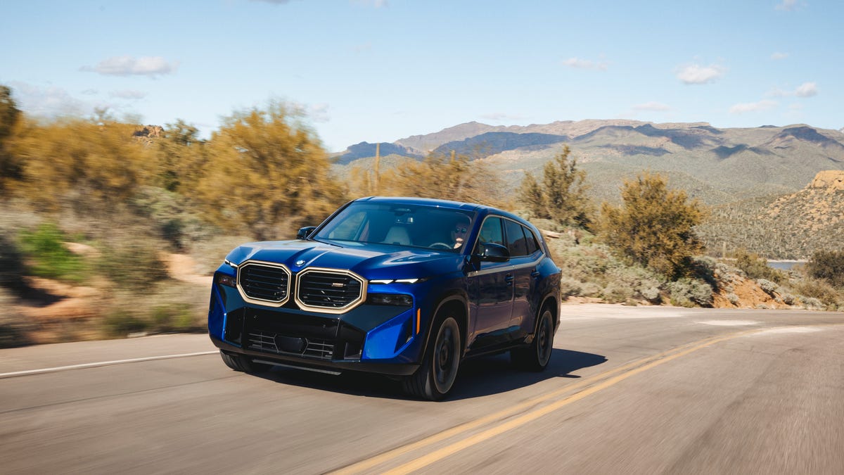 2023 BMW XM Is an Awesome 644-HP Plug-In Hybrid SUV You'll