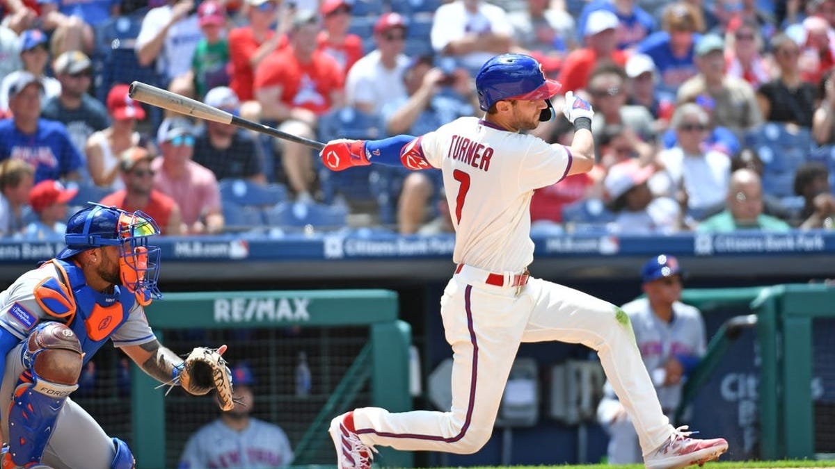 Walker and Turner lead the Phillies past the Mets 5-1