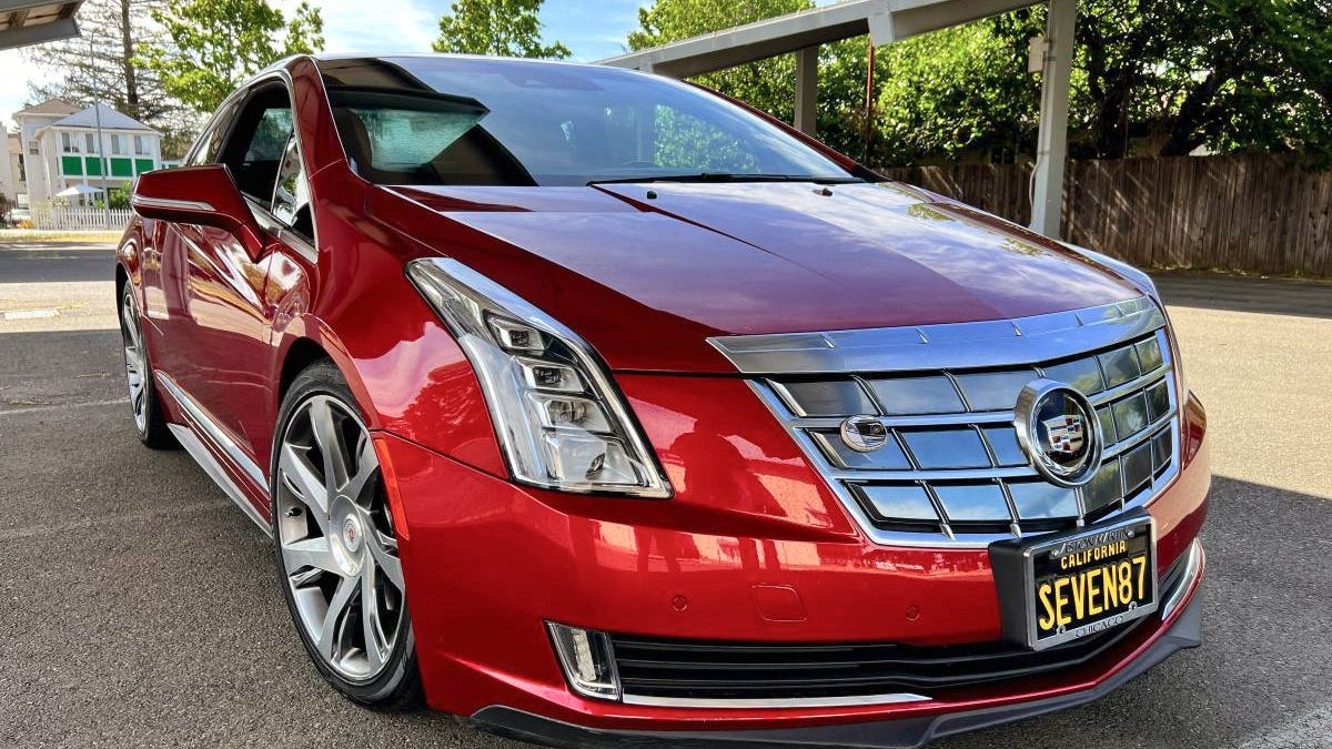 At ,757, Is This 2014 Cadillac ELR A Hybrid Worth Having?