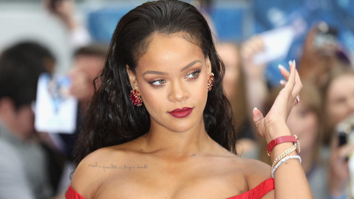 Fenty Beauty's New Icon Lipstick Is Inspired by Rihanna's Cupid's Bow