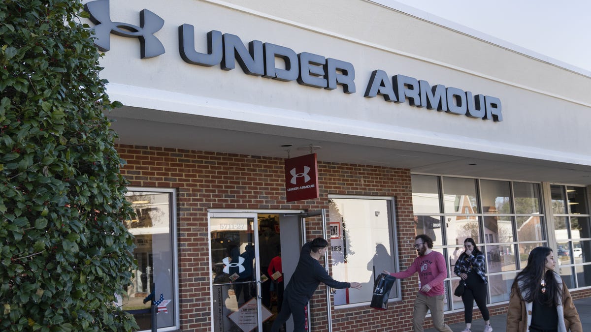 Why is store under armour struggling