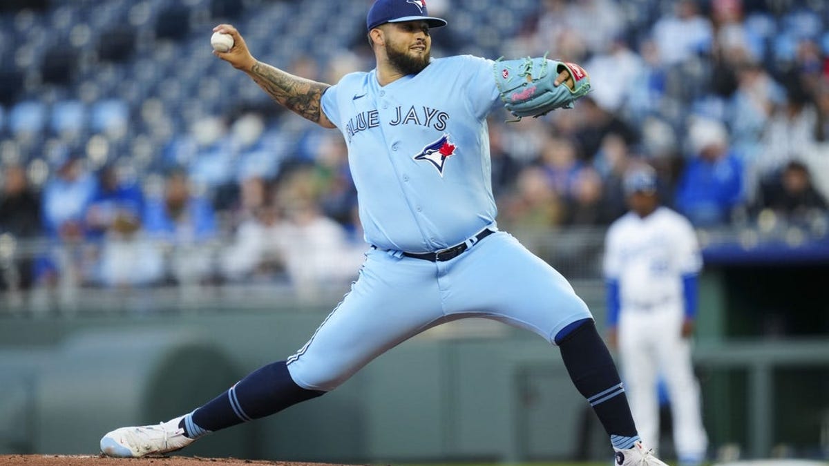 Blue Jays' Manoah ailing and unlikely to pitch at any level for rest of  season