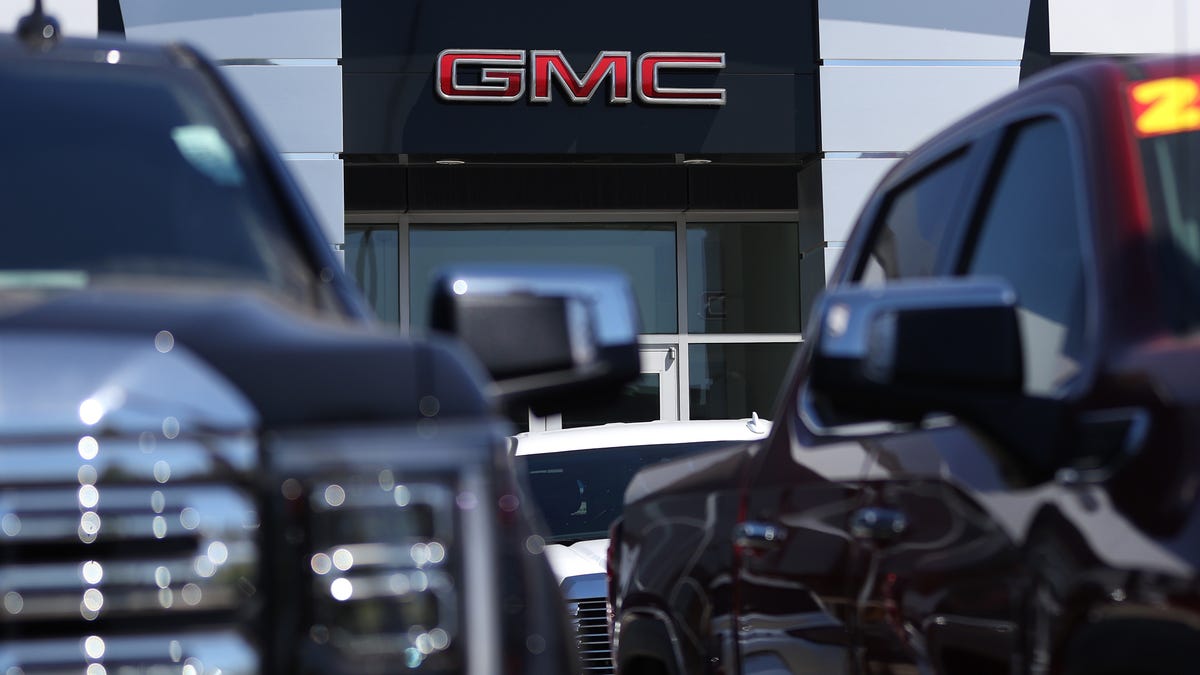 GM stock pops 5 after big Q2 earnings beat