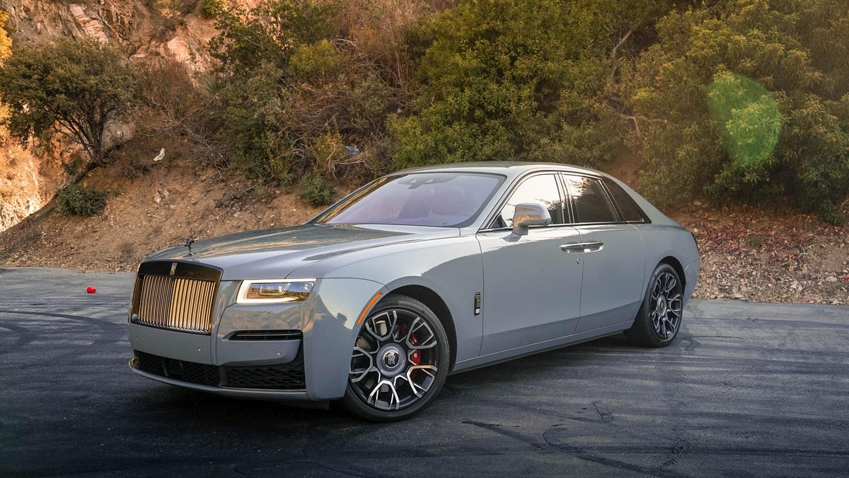 Rolls-Royce's New $300,000 Ghost Is Absolutely Loaded With Technology  [PHOTOS]