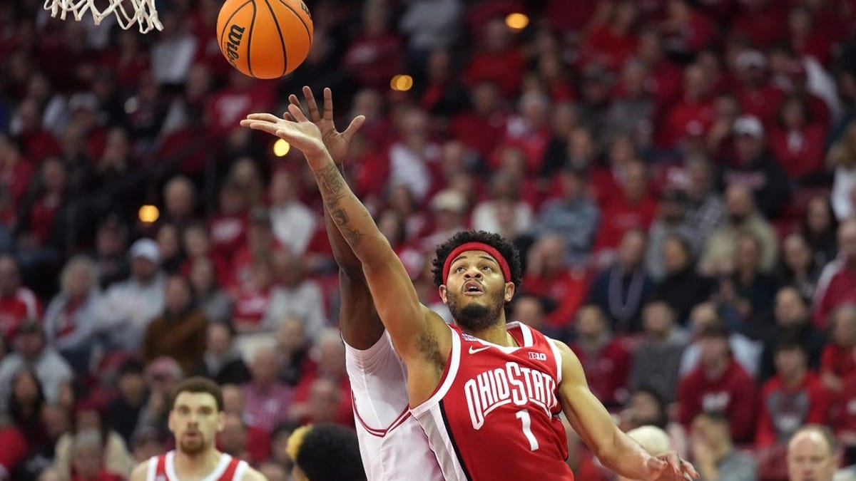 Steven Crowl Scores 16 To Help No. 20 Wisconsin Defeat Ohio State