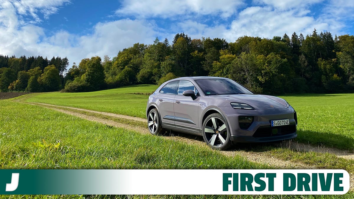 Electric 2025 Porsche Macan And Macan 4S Are Still The Porsche Of Compact Crossovers