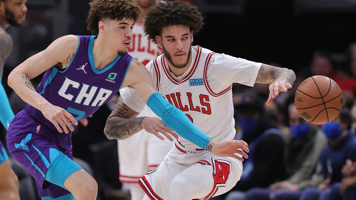 NBA life of Lonzo, LaMelo Ball not what was expected
