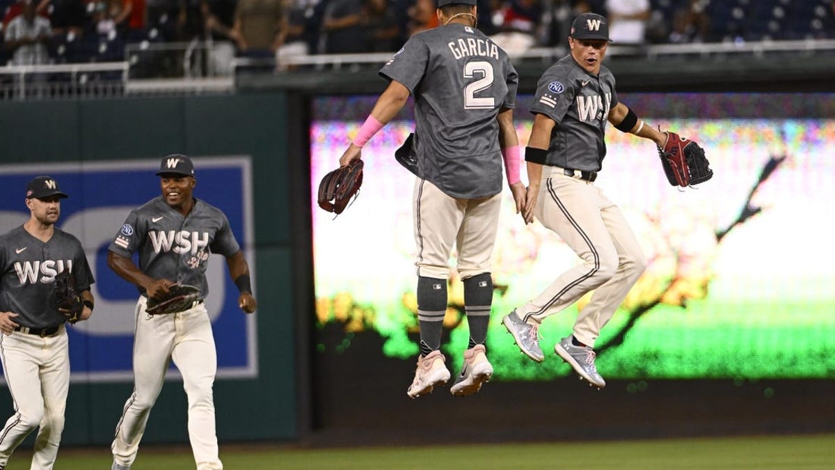 SF Giants at Washington Nationals becomes NY Giants at Washington