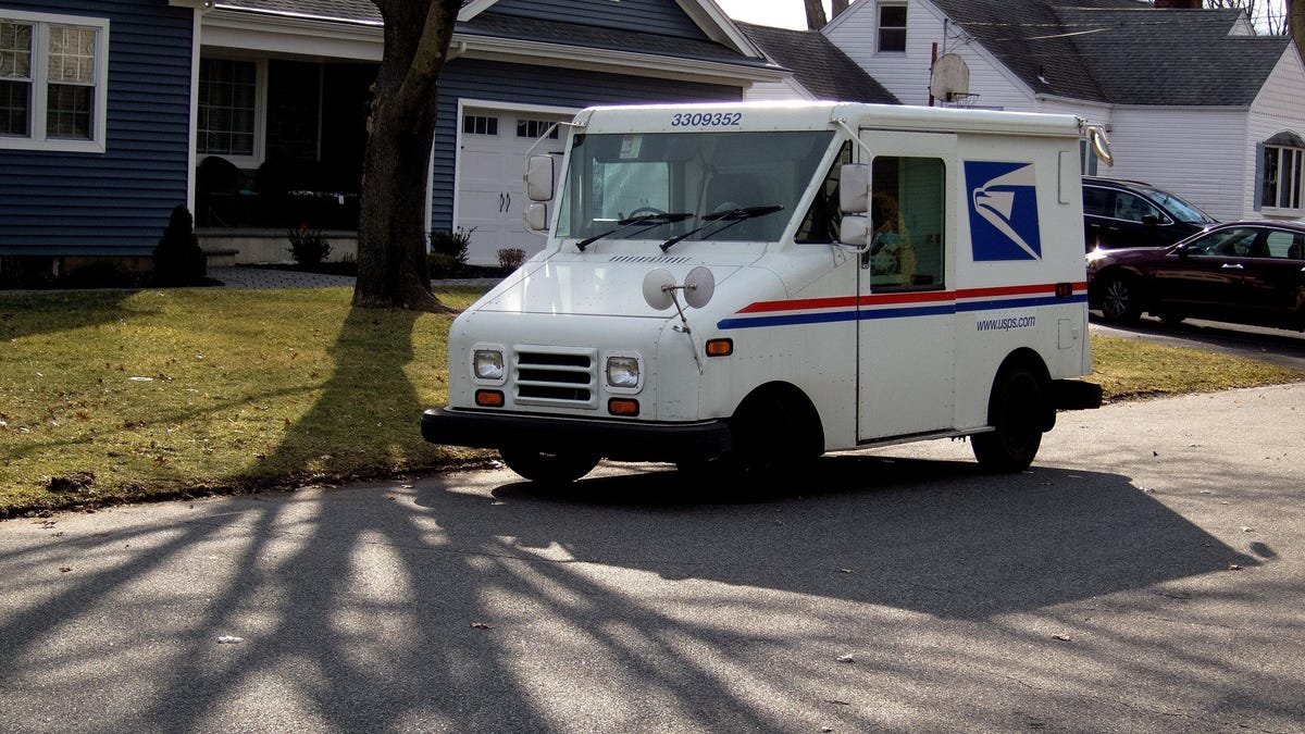 USPS Worker Retires Immediately After Fleeing A Hit And Run In His Mail Truck