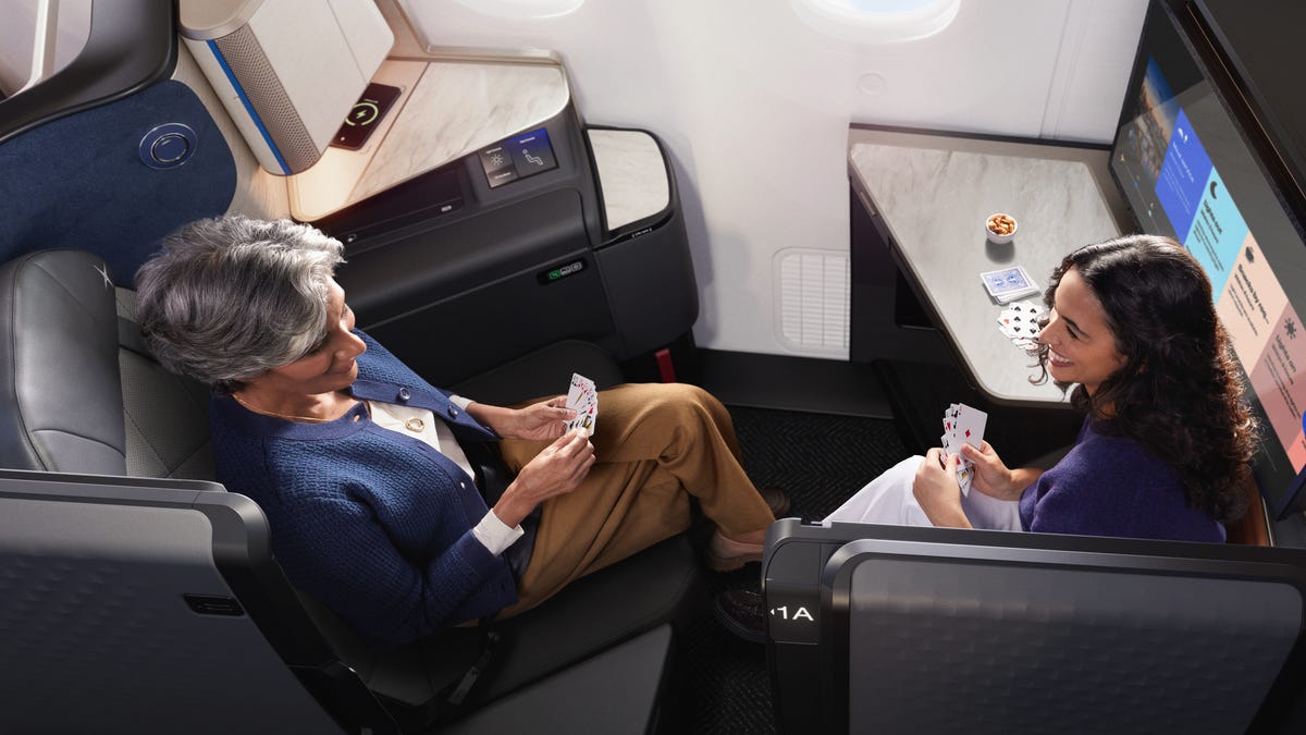 Inside United Airlines' new super-luxury suites: caviar, fancy pajamas, and privacy doors
