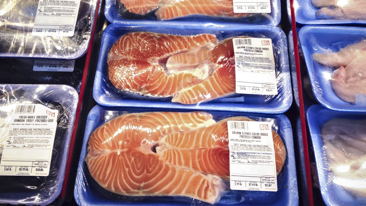 Here’s why your farmed salmon has color added to it