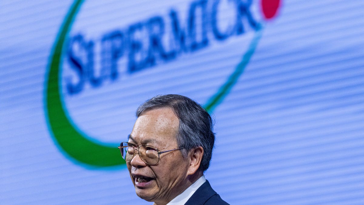 Super Micro is walking head-high despite the chaos in the stock market. Here's why