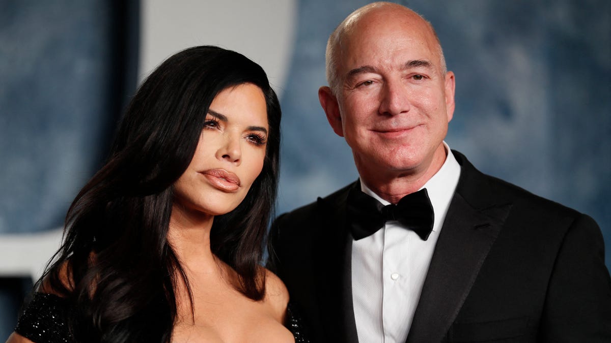Jeff Bezos awarded $100 million for Eva Longoria and the admiral who got Osama bin Laden to give to charity