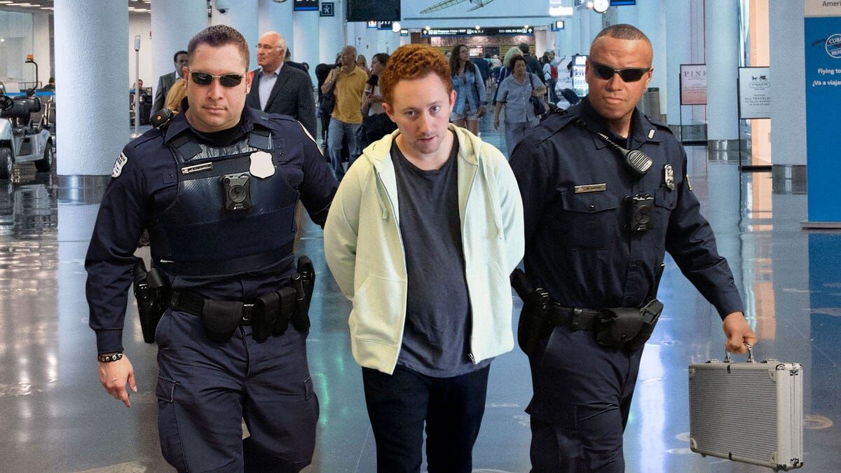 Onion Social CEO Caught By Law Enforcement At Miami Airport With 800,000 In Cash