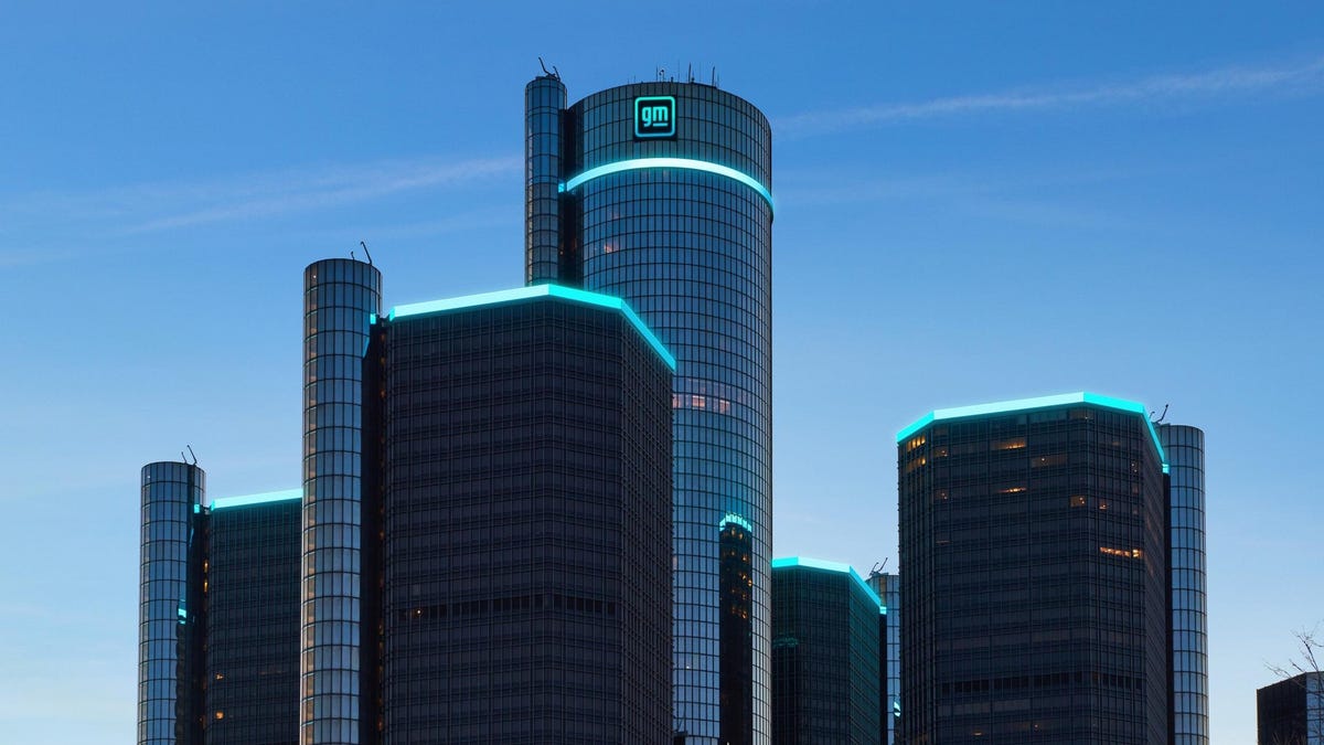 GM’s Renaissance Center Is Mostly Empty