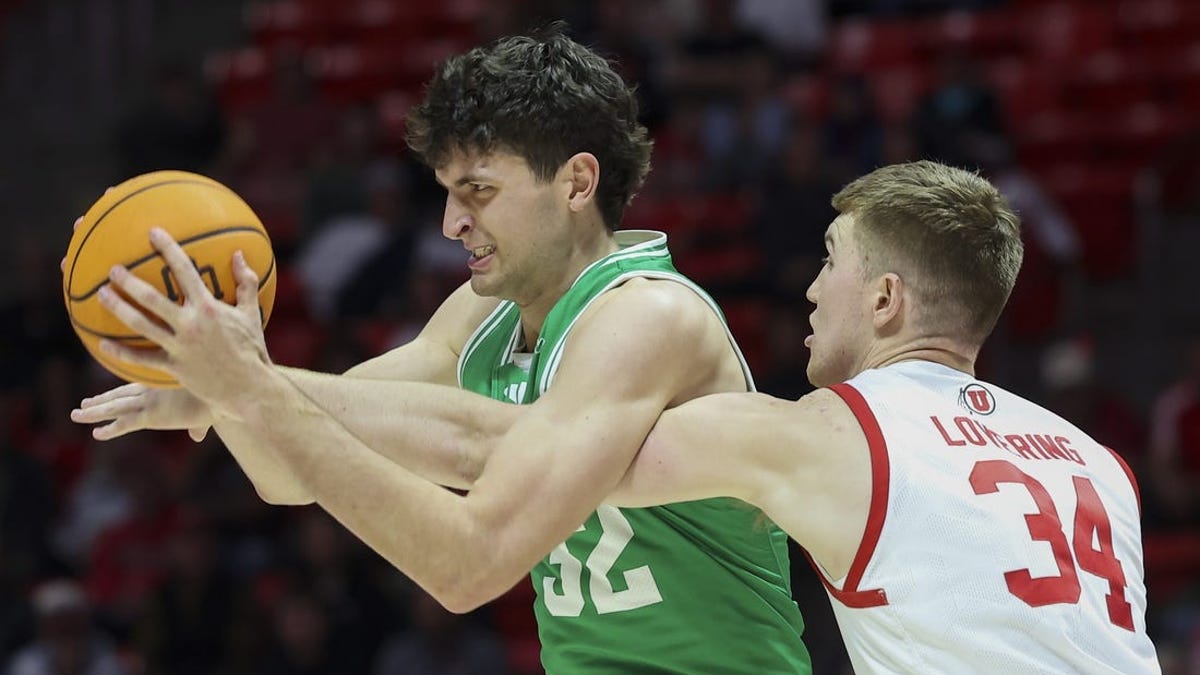 Branden Carlson (26 points), Utah handle Utah Valley