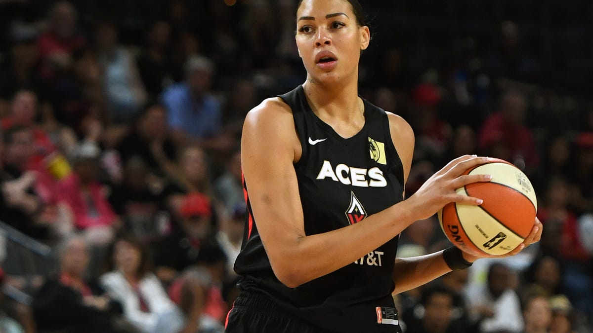 WNBA Coach Suspended, Fined After Body-Shaming Liz Cambage During Game