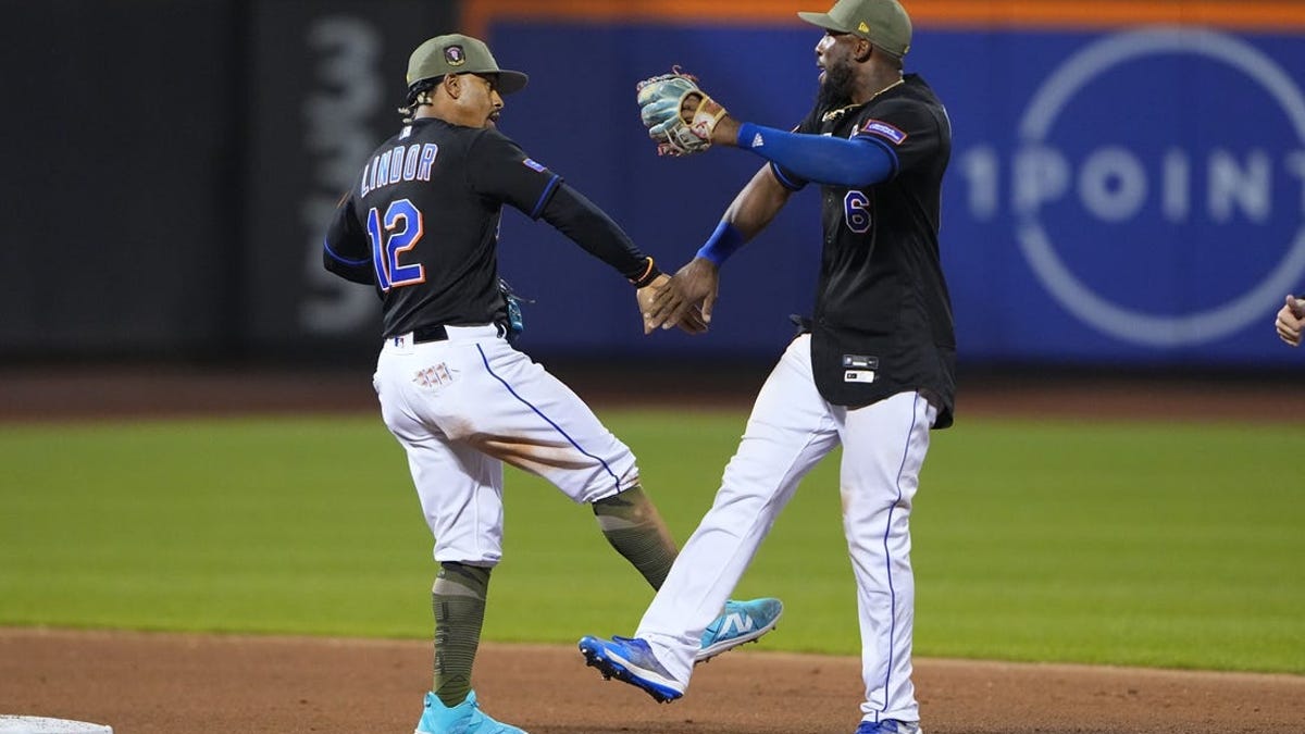 Baseball: Kodai Senga earns 8th win as Mets rout Cubs
