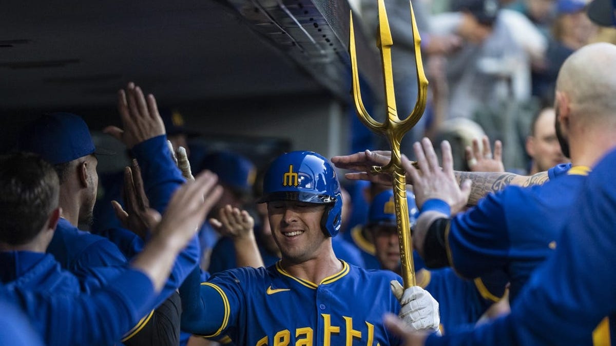 Superhero in Seattle? Dylan Moore, Mariners face A's again