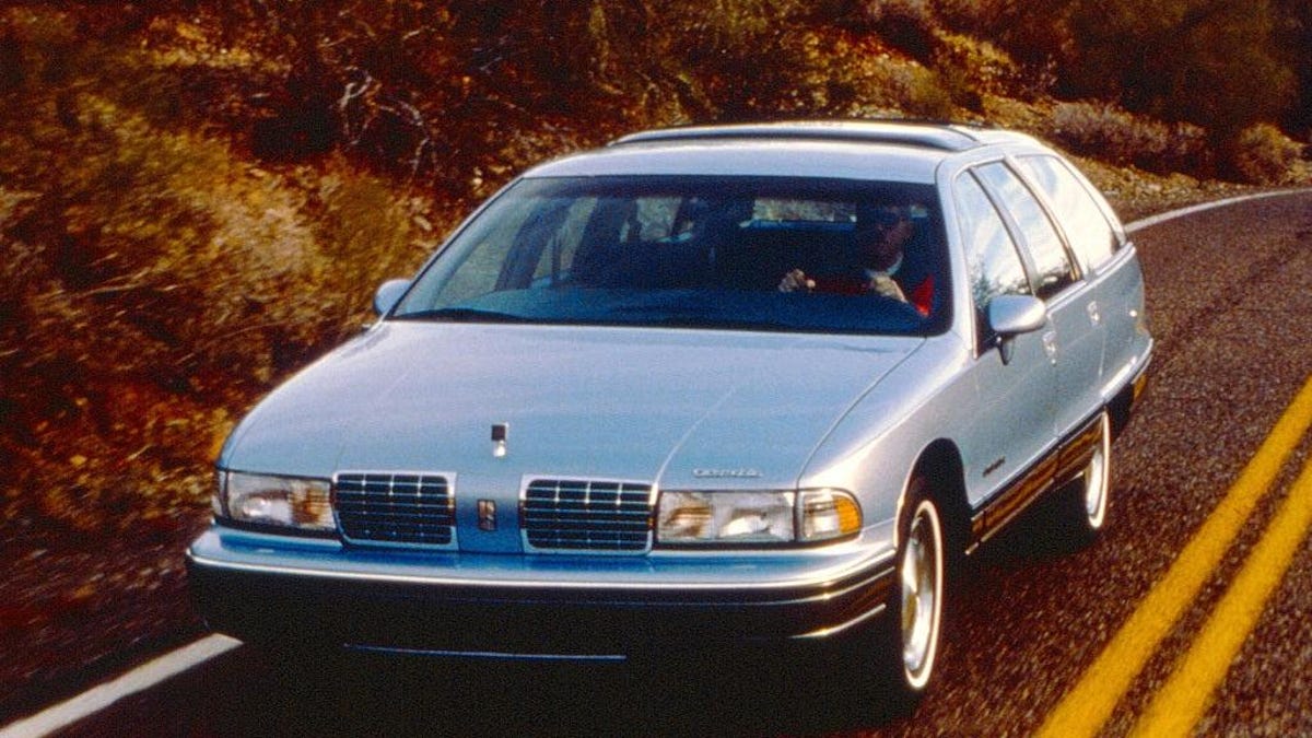 Rarest GM B-Body Wagon Was The Last Rear-Wheel-Drive V8 Oldsmobile